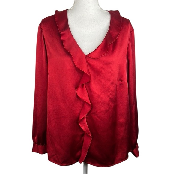 Vince Camuto Scarlet Red Silky Ruffle V-Neck Festive Classic Top Size 1X - Picture 1 of 9